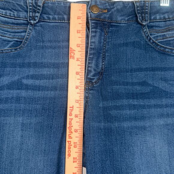 Democracy Absolution Jeans Sz 12 Stretch Comfort Slimming Non-Distressed - Picture 6 of 8